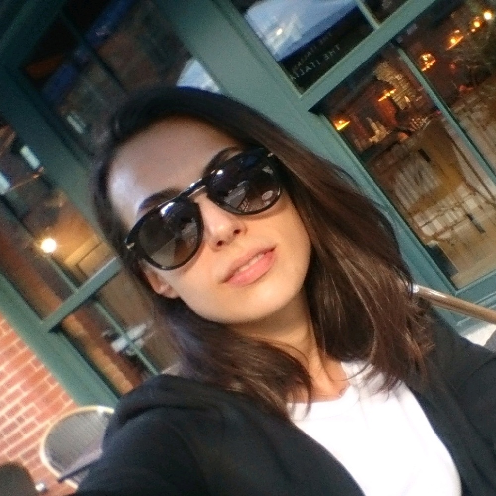 Meet your Posher, Jovana